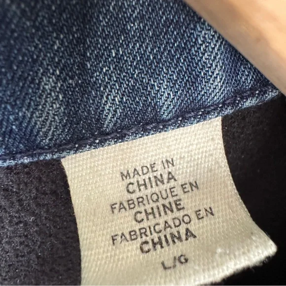 Levi’s Engineers Coat in Fleece-Lined Denim - Picture 2 of 13